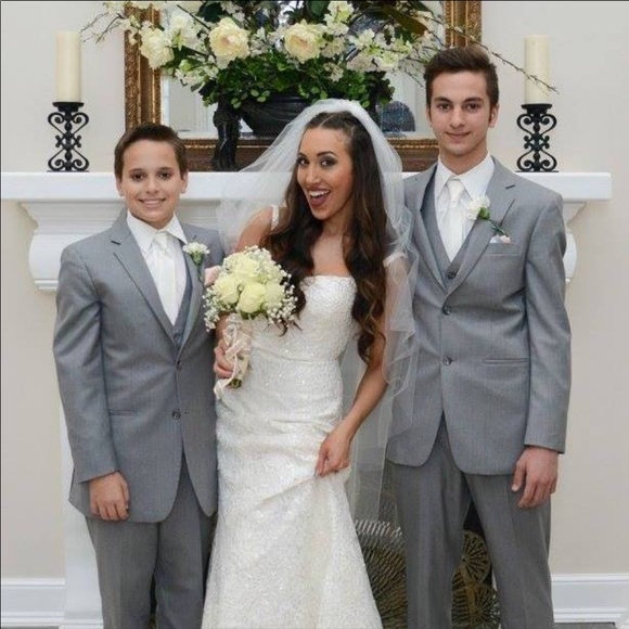 oleg cassini wedding dress size 4 - Picture 3 of 6